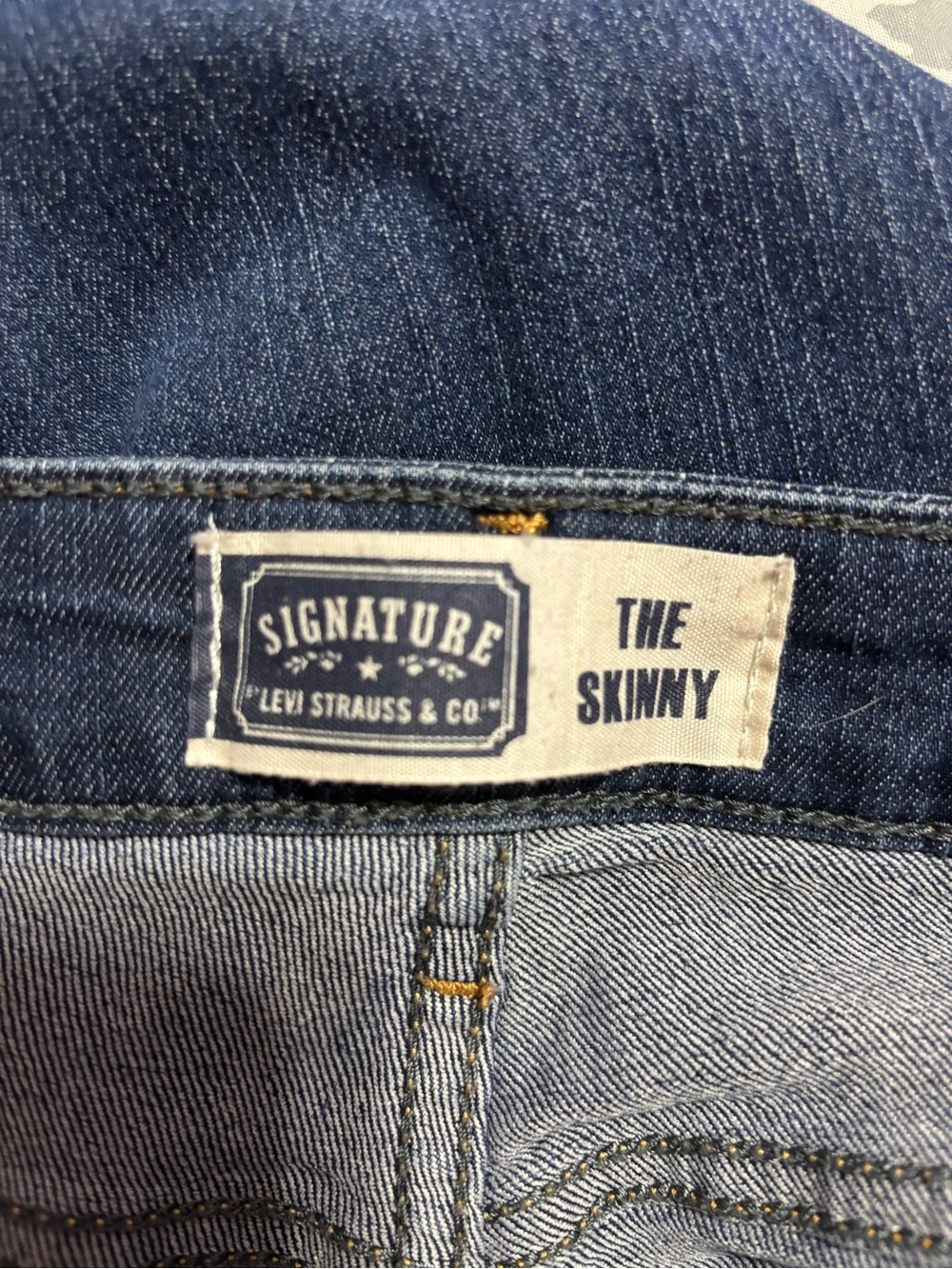 Signature Levi Strauss & Co Skinny Blue Jeans - Picture 6 of 7